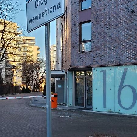 Wellsituated 1 Bedroom Condo In Warsaw Freeparking Extérieur photo