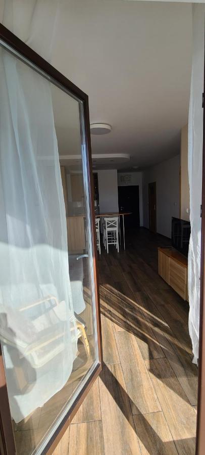 Wellsituated 1 Bedroom Condo In Warsaw Freeparking Extérieur photo